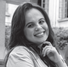 Carolina Michalani Ferreira de Sena